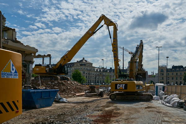 21.06.2019 - Abriss des Hotel Königshof München am Stachus