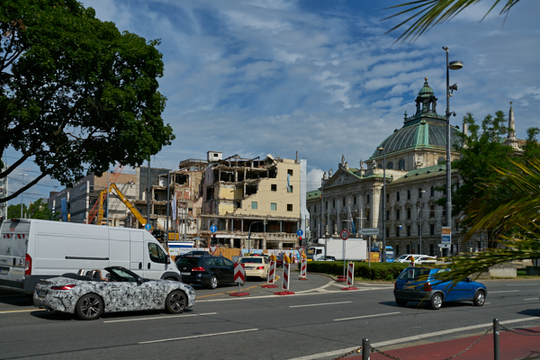 21.06.2019 - Abriss des Hotel Königshof München am Stachus