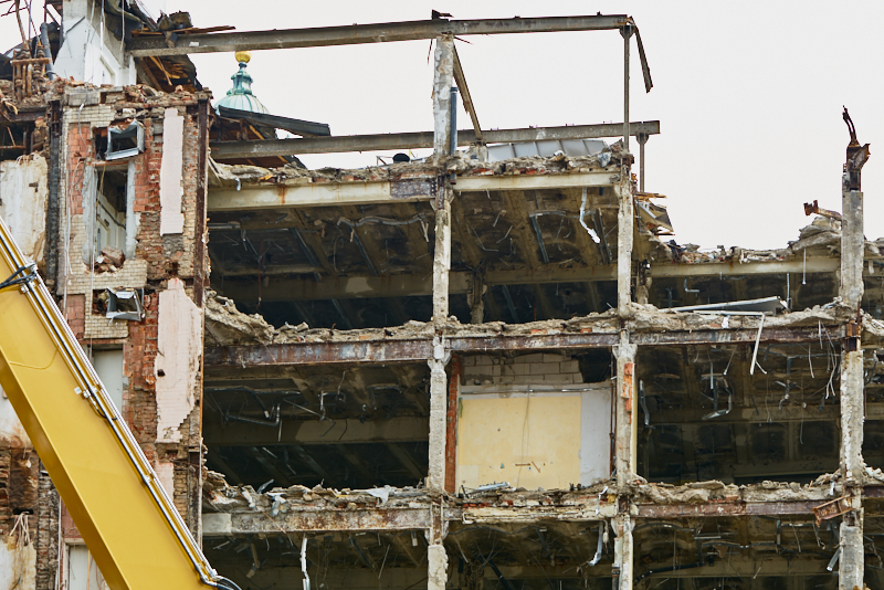 22.06.2019 - Abriss des Luxushotels Königshof am Münchner Stachus