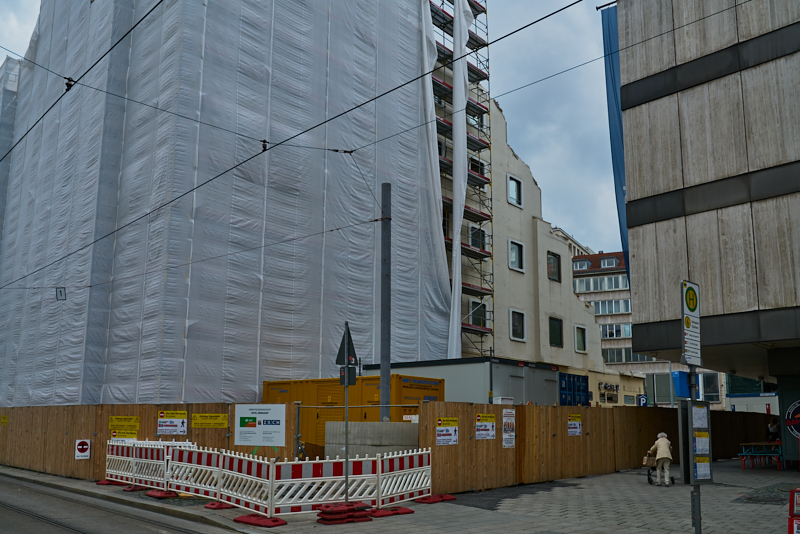 22.06.2019 - Abriss des Luxushotels Königshof am Münchner Stachus