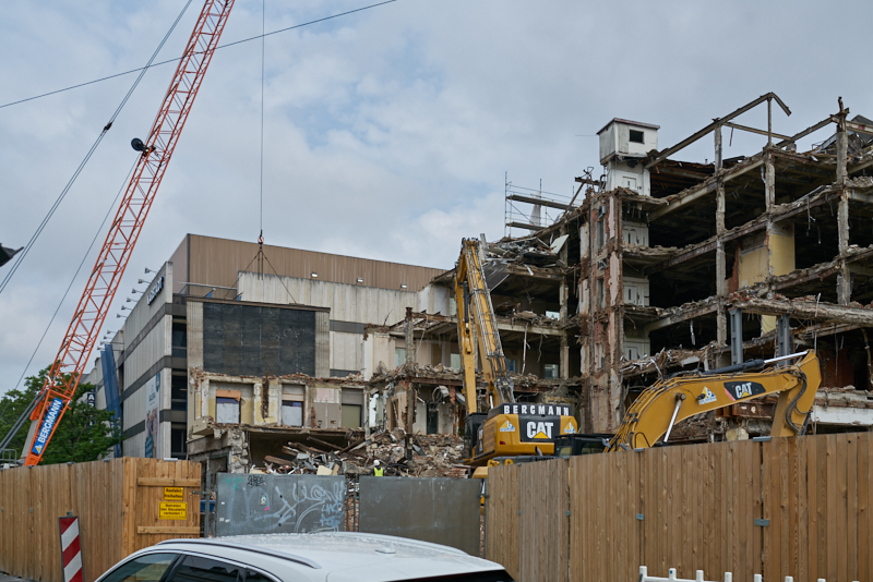 22.06.2019 - Abriss des Luxushotels Königshof am Stachus München