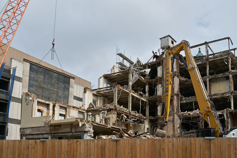 22.06.2019 - Abriss des Luxushotels Königshof am Stachus München