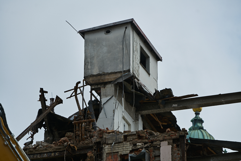 22.06.2019 - Abriss des Luxushotels Königshof am Stachus München
