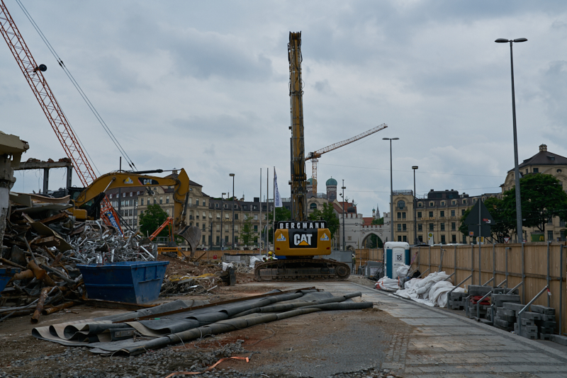 22.06.2019 - Abriss des Luxushotels Königshof am Stachus München