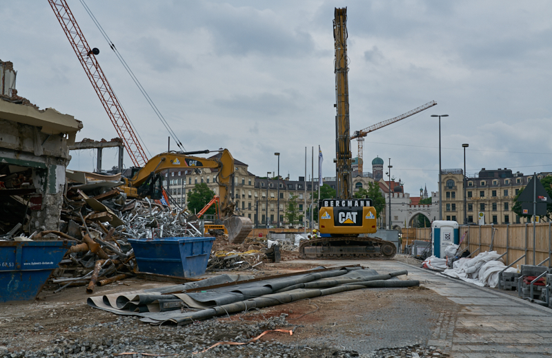 22.06.2019 - Abriss des Luxushotels Königshof am Stachus München