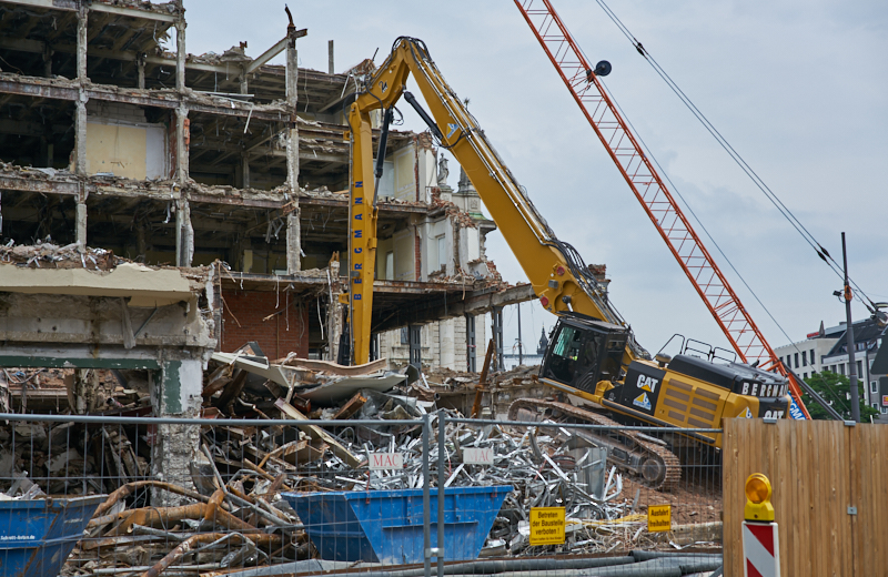 22.06.2019 - Abriss des Luxushotels Königshof am Stachus München