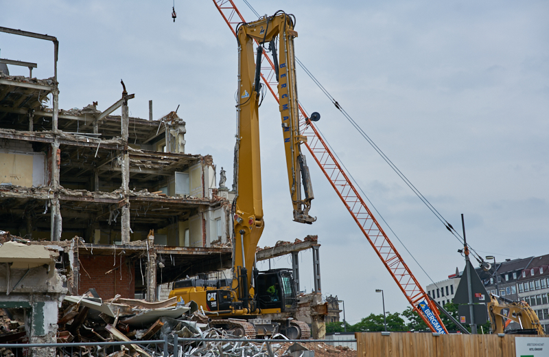 22.06.2019 - Abriss des Luxushotels Königshof am Stachus München