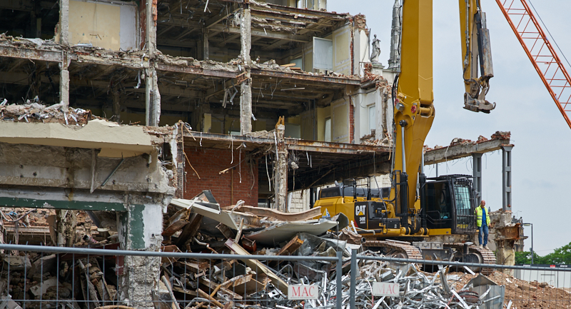 22.06.2019 - Abriss des Luxushotels Königshof am Stachus München