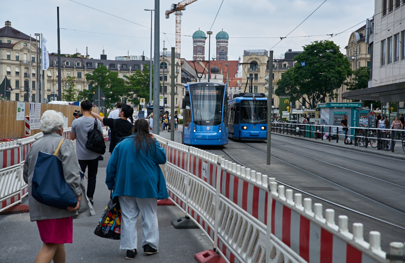 22.06.2019 - Abriss des Luxushotels Königshof am Stachus München
