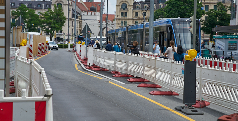 22.06.2019 - Abriss des Luxushotels Königshof am Stachus München