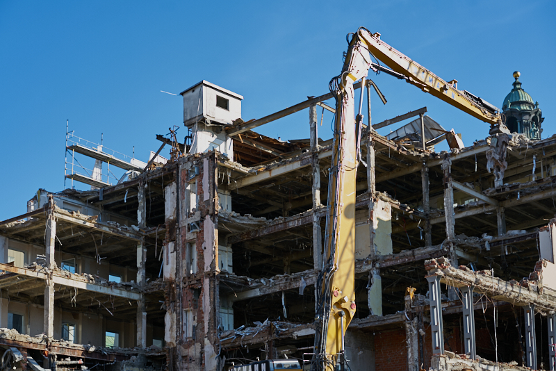 24.06.2019 - Der Abriss des Hotels Köniogshof München am Stachus