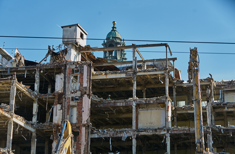 24.06.2019 - Der Abriss des Hotels Köniogshof München am Stachus