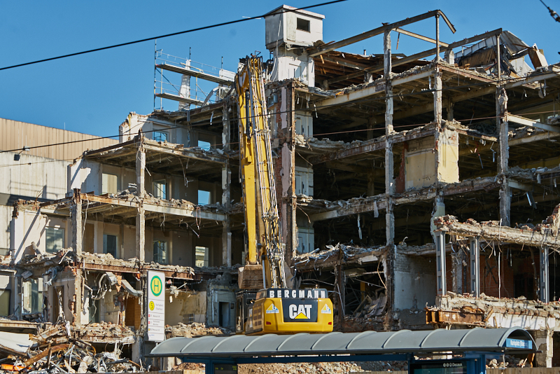 24.06.2019 - Der Abriss des Hotels Köniogshof München am Stachus