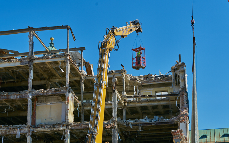 24.06.2019 - Der Abriss des Hotels Köniogshof München am Stachus