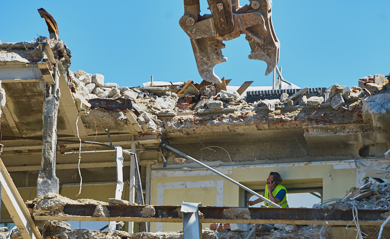 24.06.2019 - Der Abriss des Hotels Köniogshof München am Stachus
