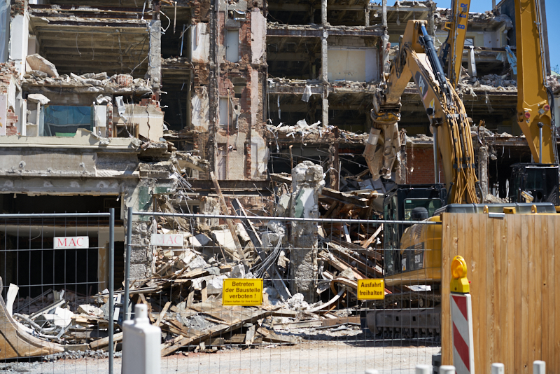 24.06.2019 - Der Abriss des Hotels Köniogshof München am Stachus