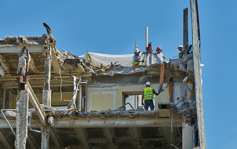 25.06.2019 - Notwendige Kernborhrung beim Abriss des Hotel Königshof