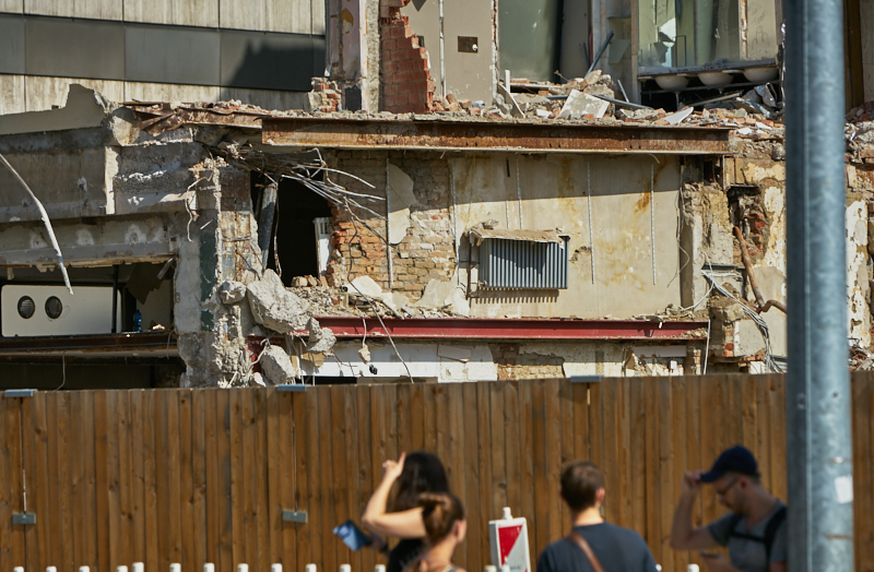 26.06.2019 - Abriss und Neubau des Luxushotels Königshof