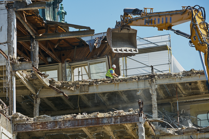 26.06.2019 - Abriss und Neubau des Luxushotels Königshof