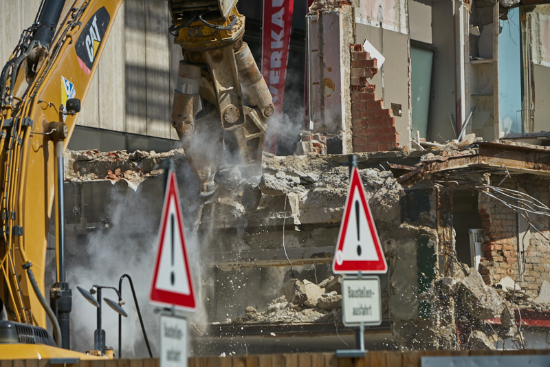 26.06.2019 - Abriss und Neubau des Luxushotels Königshof