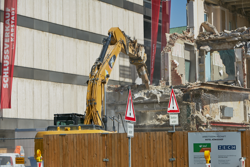 26.06.2019 - Abriss und Neubau des Luxushotels Königshof