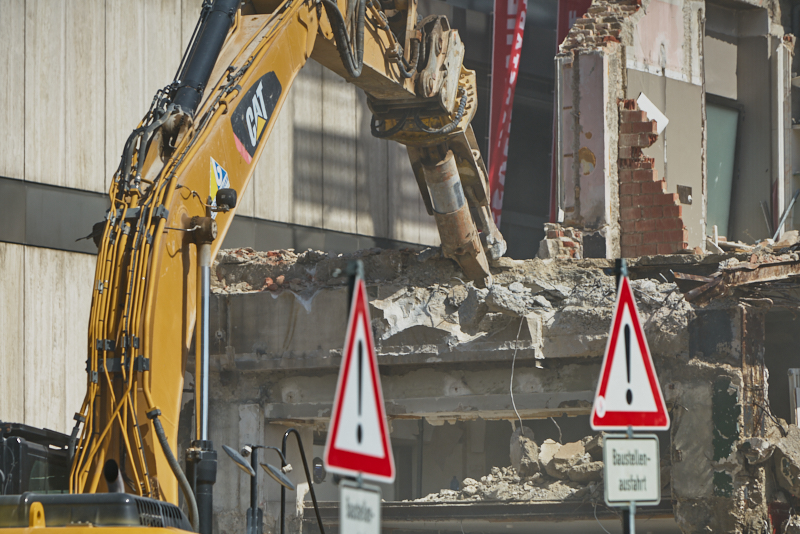 26.06.2019 - Abriss und Neubau des Luxushotels Königshof