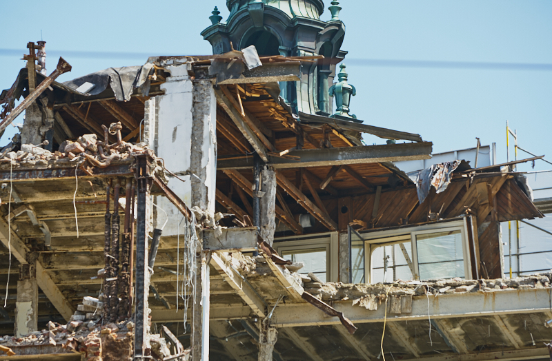 26.06.2019 - Abriss und Neubau des Luxushotels Königshof