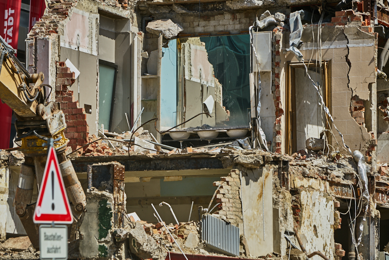 26.06.2019 - Abriss und Neubau des Luxushotels Königshof