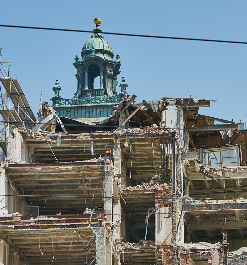 26.06.2019 - Abriss und Neubau des Luxushotels Königshof