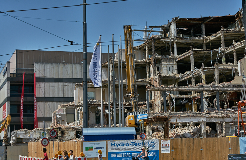 26.06.2019 - Abriss und Neubau des Luxushotels Königshof