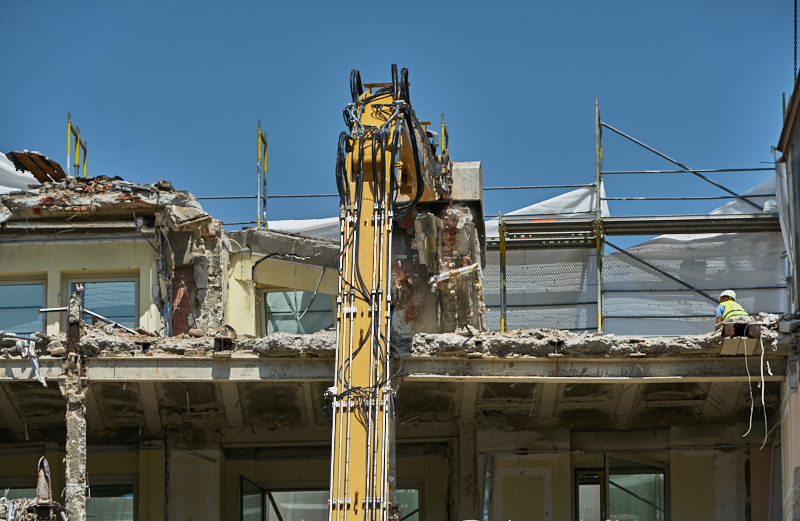 26.06.2019 - Abriss und Neubau des Luxushotels Königshof
