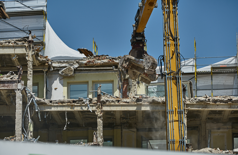 26.06.2019 - Abriss und Neubau des Luxushotels Königshof