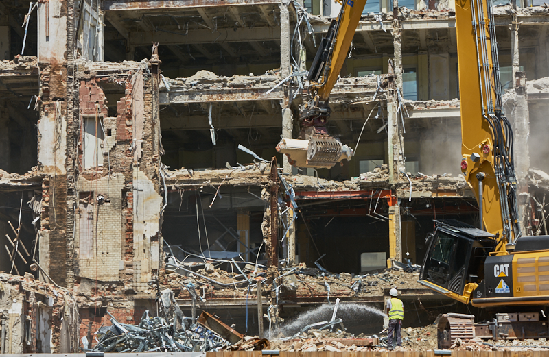 26.06.2019 - Abriss und Neubau des Luxushotels Königshof