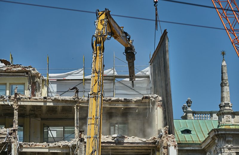 26.06.2019 - Abriss und Neubau des Luxushotels Königshof