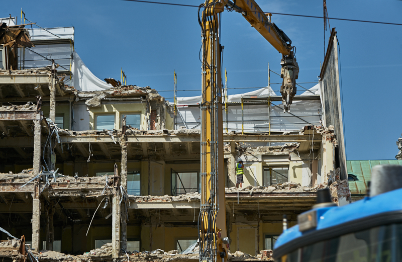 26.06.2019 - Abriss und Neubau des Luxushotels Königshof