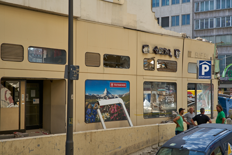 27.06.2019 - Abriss Hotel Königshof und Neubau eines modernen Hotels
