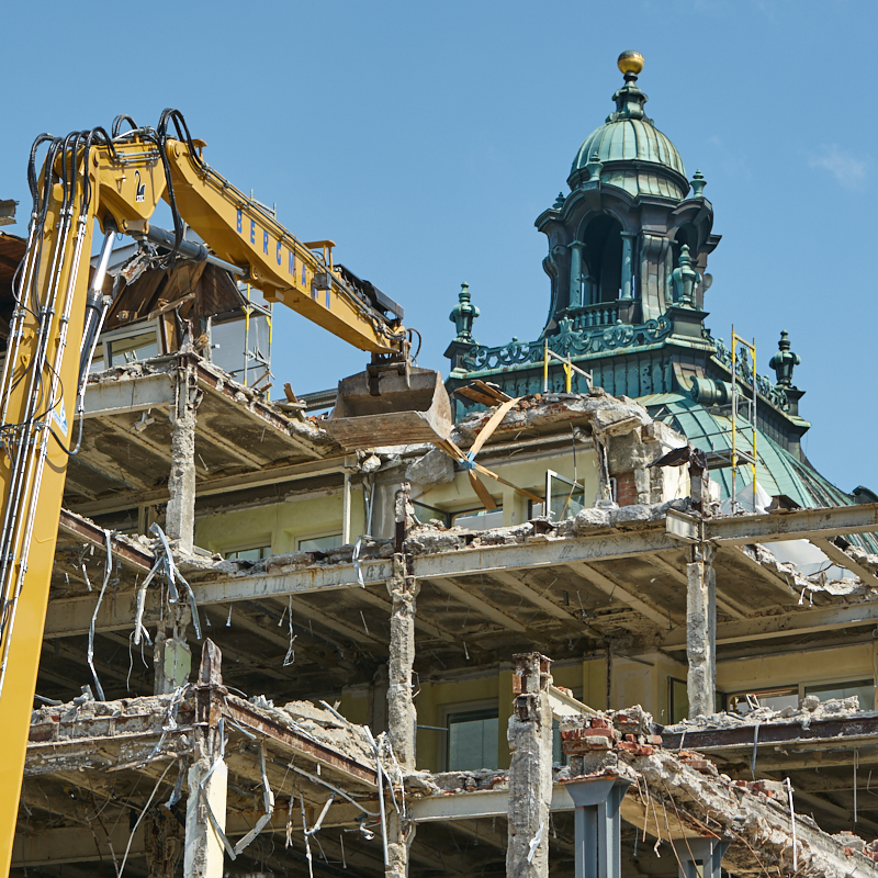 27.06.2019 - Abriss Hotel Königshof und Neubau eines modernen Hotels