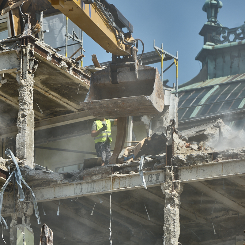 27.06.2019 - Abriss Hotel Königshof und Neubau eines modernen Hotels