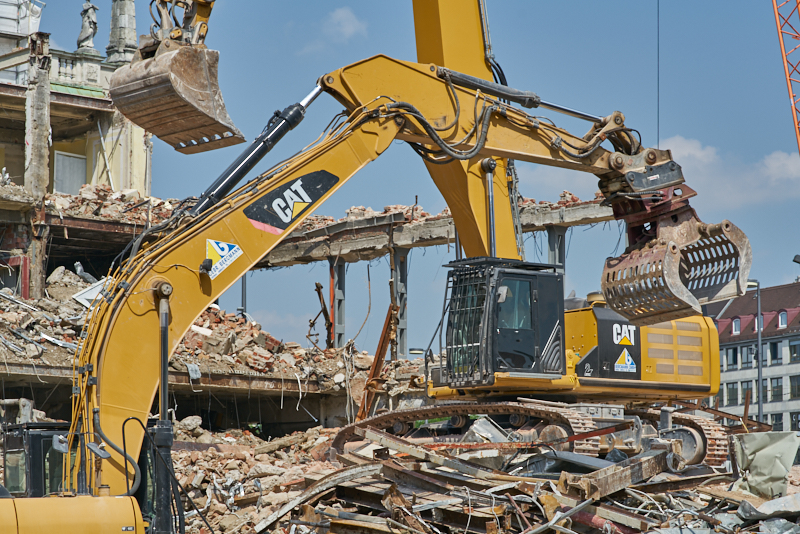 27.06.2019 - Abriss Hotel Königshof und Neubau eines modernen Hotels