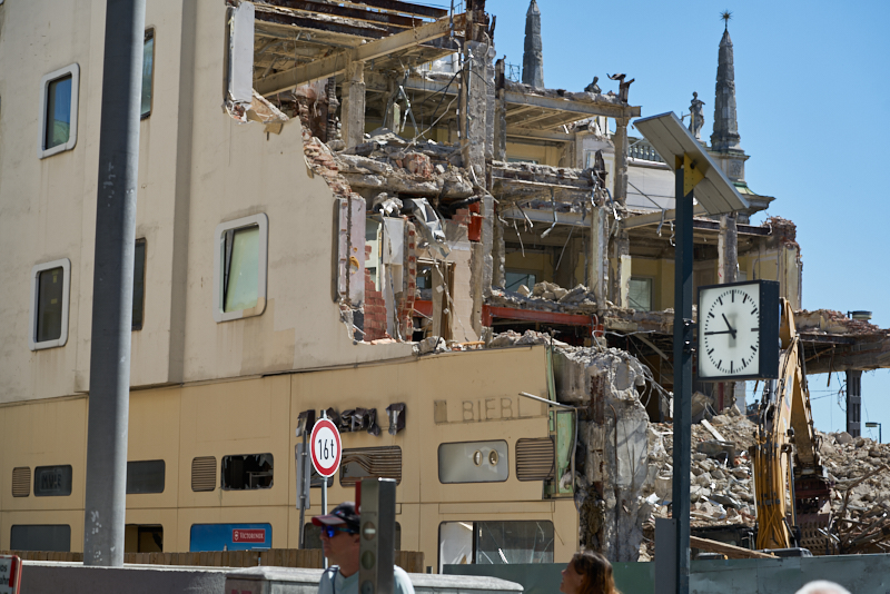 28.06.2019 - Abriss am Hotel Königshof München