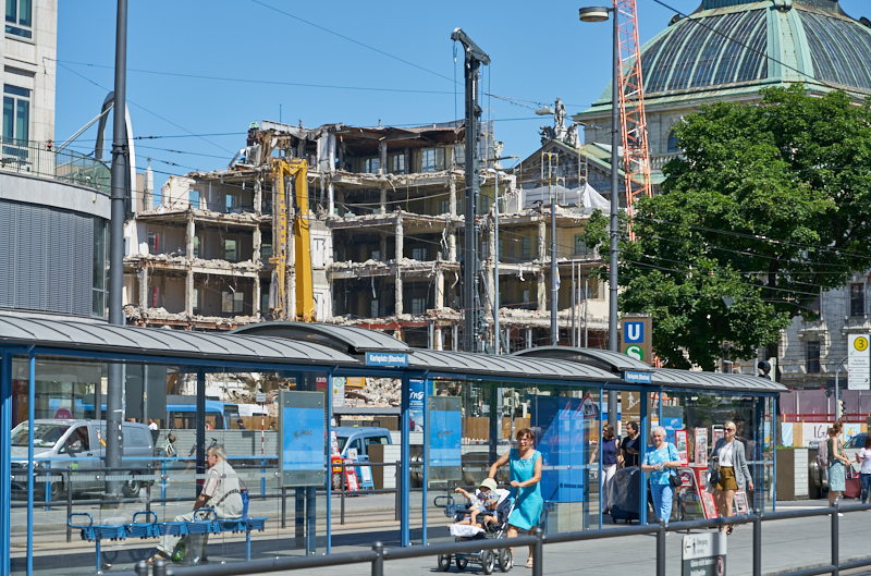 28.06.2019 - Abriss am Hotel Königshof München