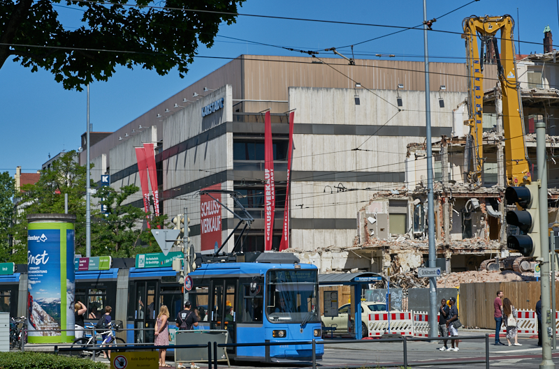 28.06.2019 - Abriss am Hotel Königshof München