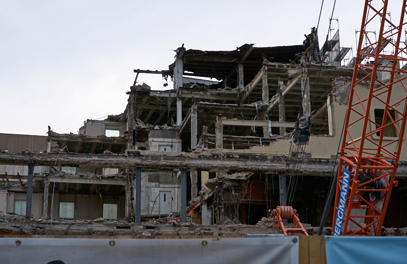 01.07.2019 - Hotel Königshof. Abriss und Neubau