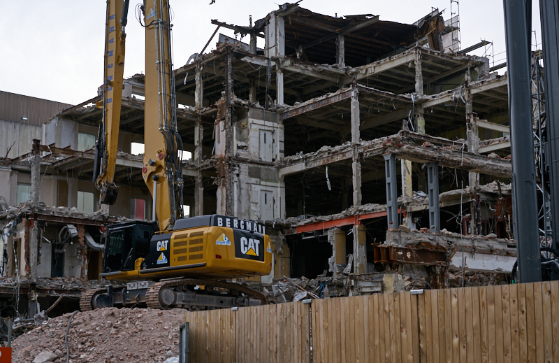 01.07.2019 - Hotel Königshof. Abriss und Neubau