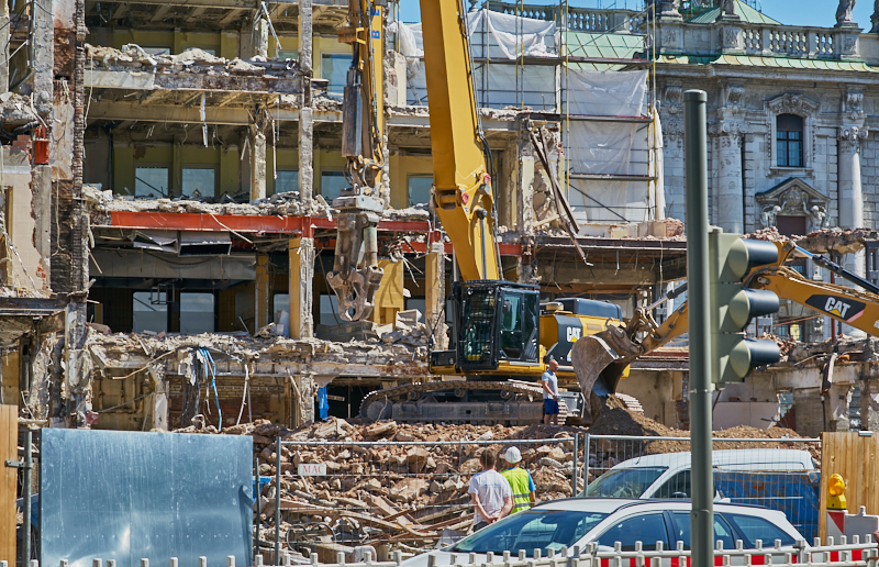 04.07.2019 - Abriss vom Hotel Königshof München
