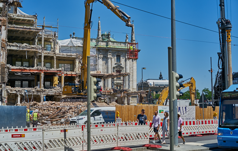 04.07.2019 - Abriss vom Hotel Königshof München