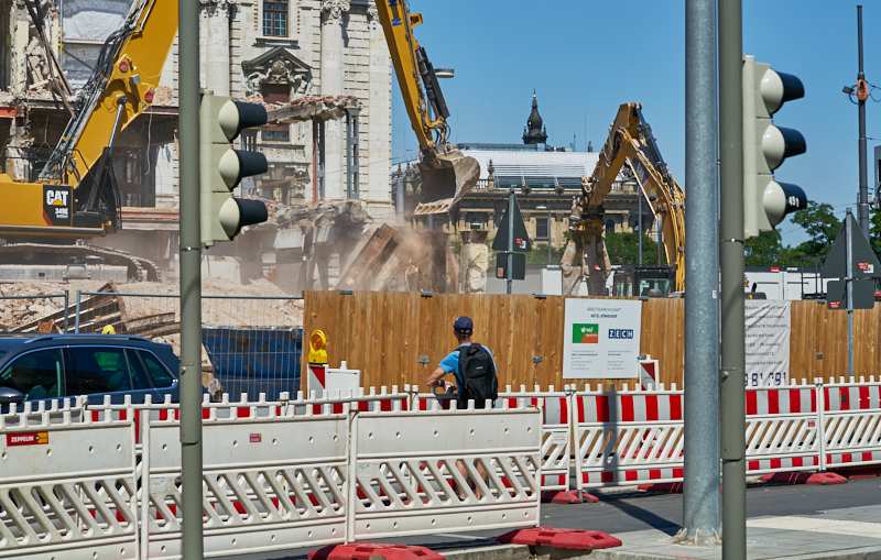 04.07.2019 - Abriss vom Hotel Königshof München