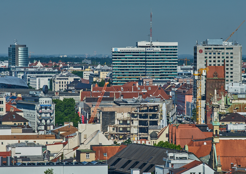 04.07.2019 - Abriss des Spiegelzimmer im Königshof München