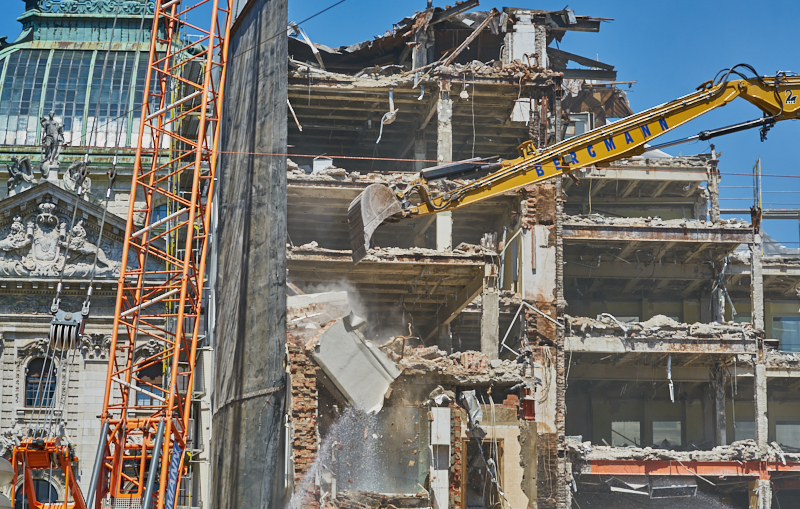 04.07.2019 - Abriss des Spiegelzimmer im Königshof München