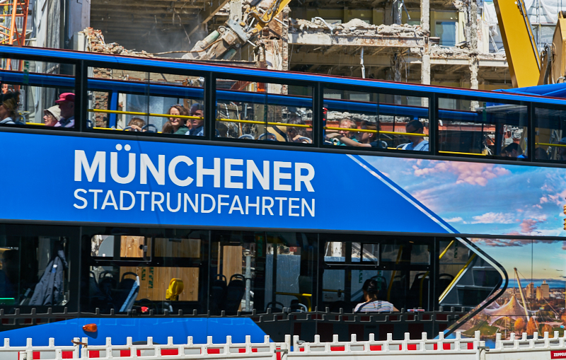 04.07.2019 - Abriss des Spiegelzimmer im Königshof München